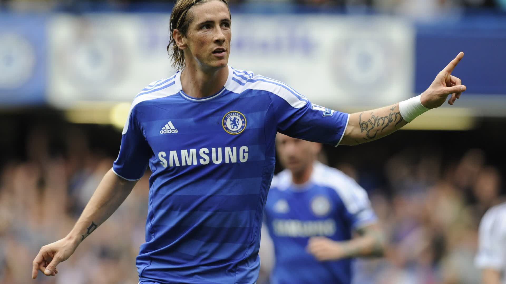 足球场上的绝杀与乒乓球台边的奇迹，葡萄牙险胜英格兰，奥恰洛夫惊艳四座